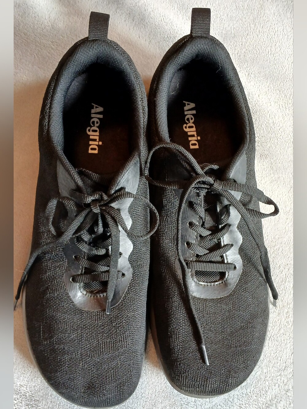 Alegria Women's In8 Lace Up Sneaker Size 42